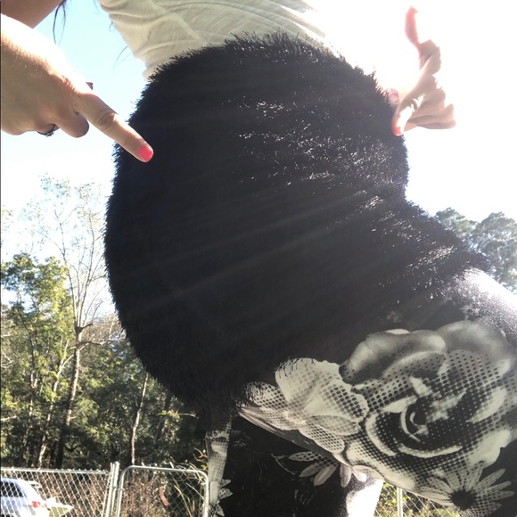 Kardasian Kollection Fringed Fur Mini Skirt Size M - Picture 2 of 16